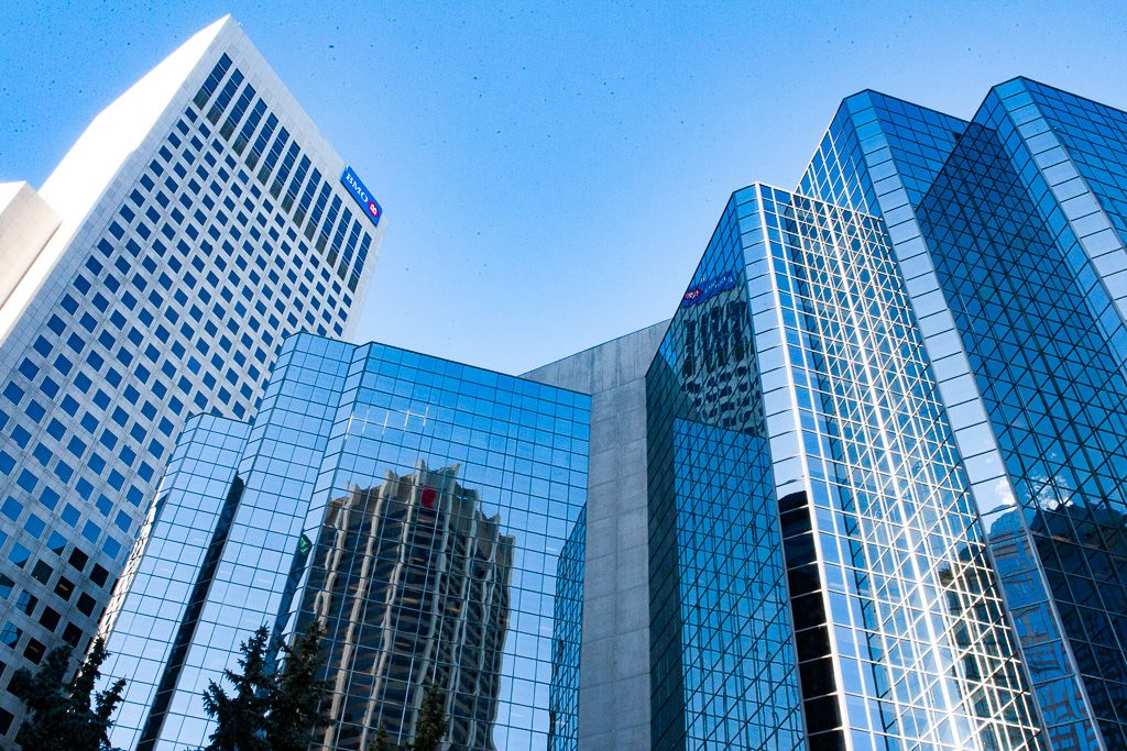 Modern commercial offices in Lahore developed by AL Hafeez Group.